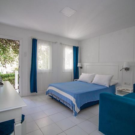 Blue & White Hotel Cirali Bagian luar foto