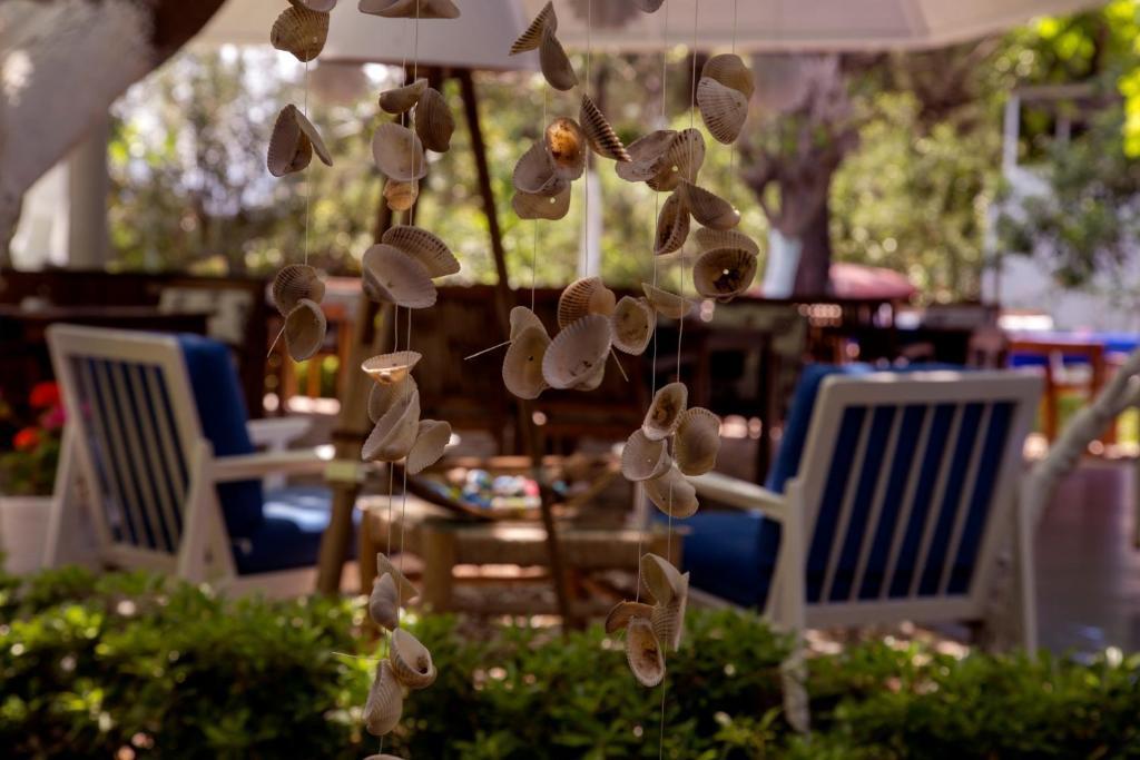 Blue & White Hotel Cirali Bagian luar foto